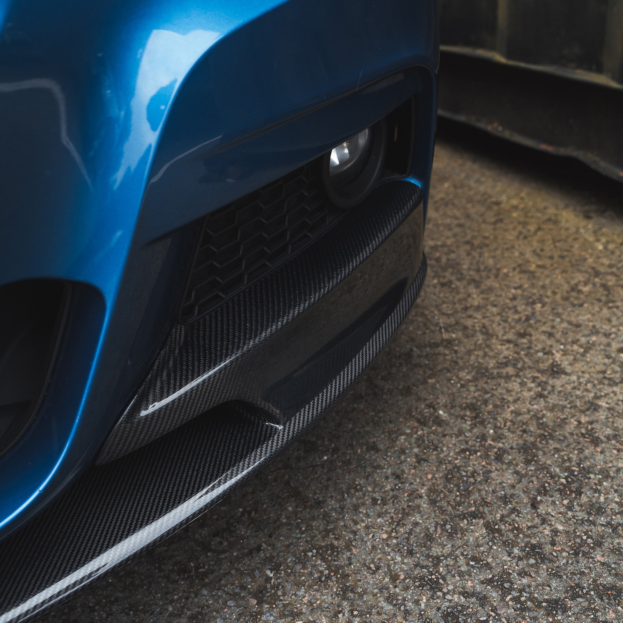 BMW F30 3 SERIES SALOON FULL CARBON FIBRE KIT - MP STYLE