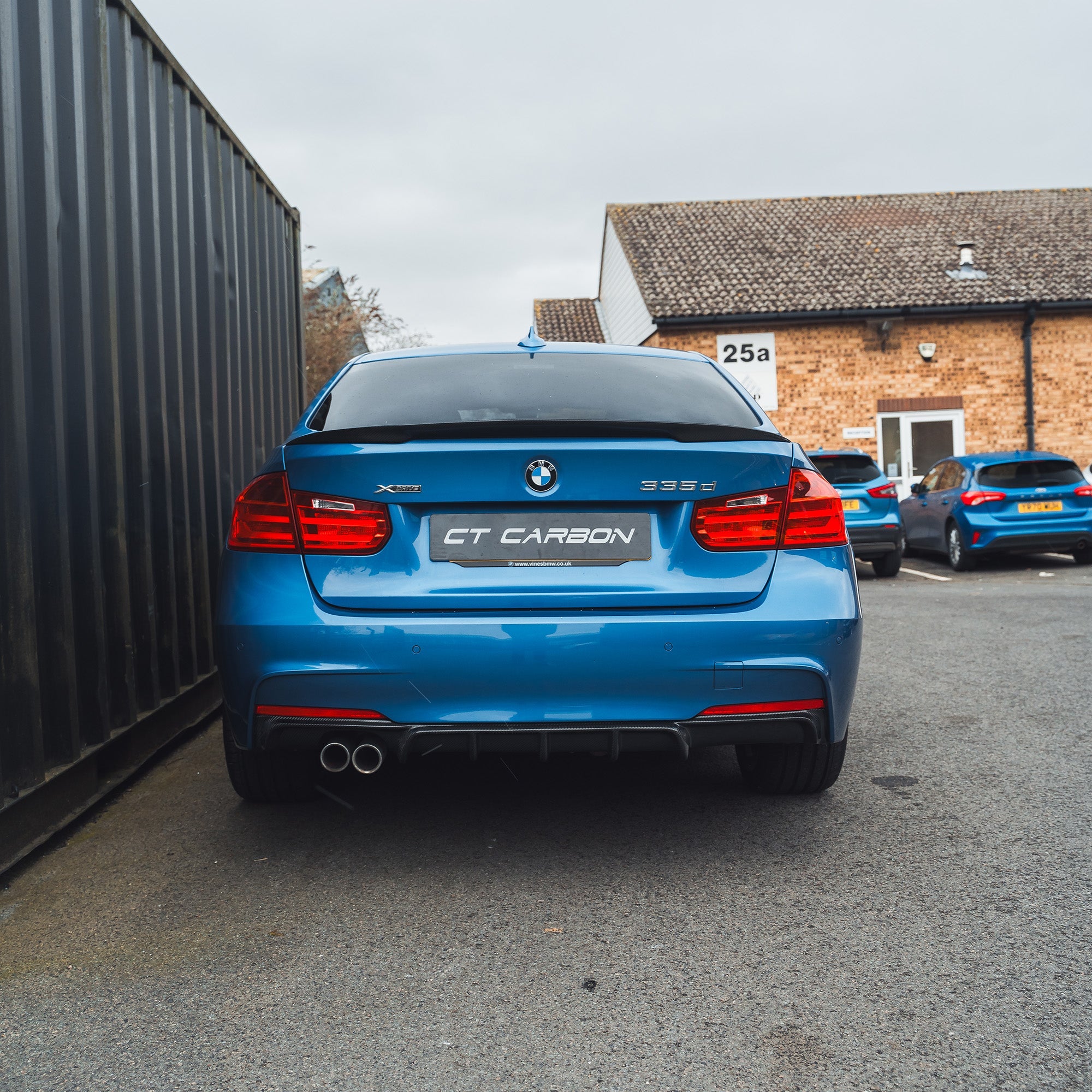 BMW F30 3 SERIES SALOON FULL CARBON FIBRE KIT - MP STYLE